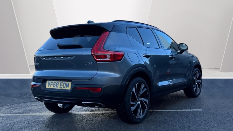 Volvo Xc40 2.0 D3 R DESIGN Pro 5dr Diesel Estate